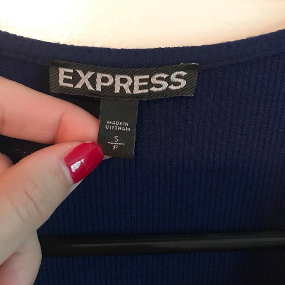 V Neck tie up shirt - Picture 4 of 6